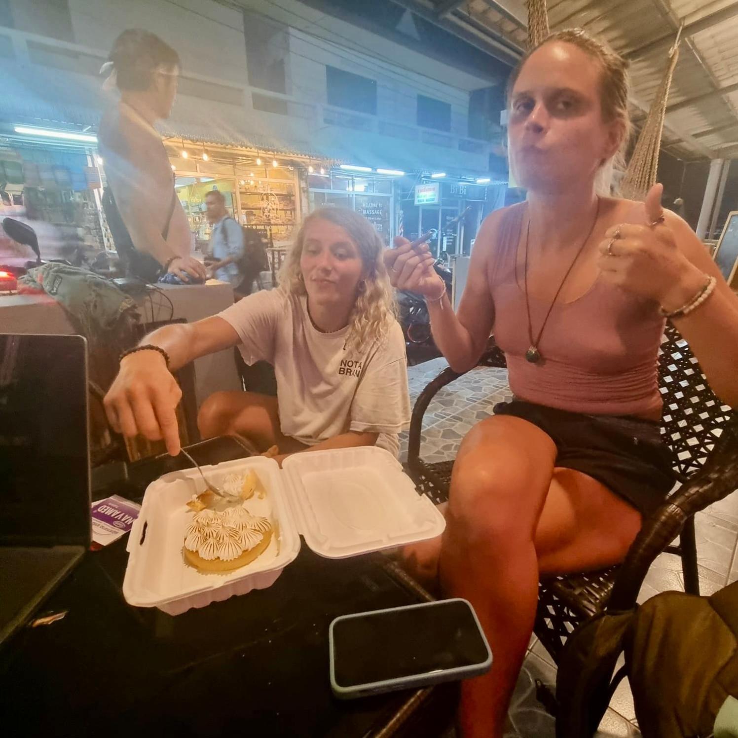 Tiki Tribe Bar & Hostel Ko Tao Zewnętrze zdjęcie